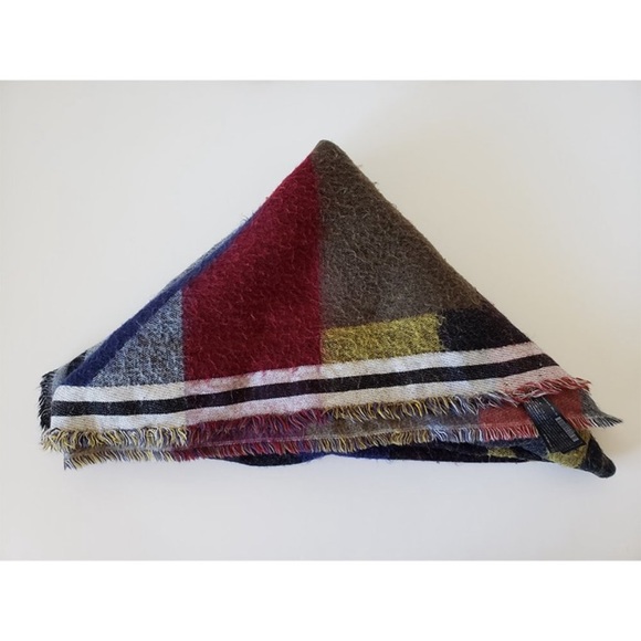 Zara Blanket Scarf - Picture 2 of 2